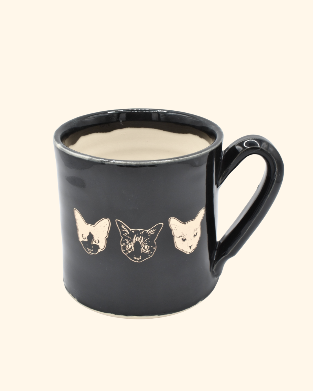 FINAL WTF mug in black